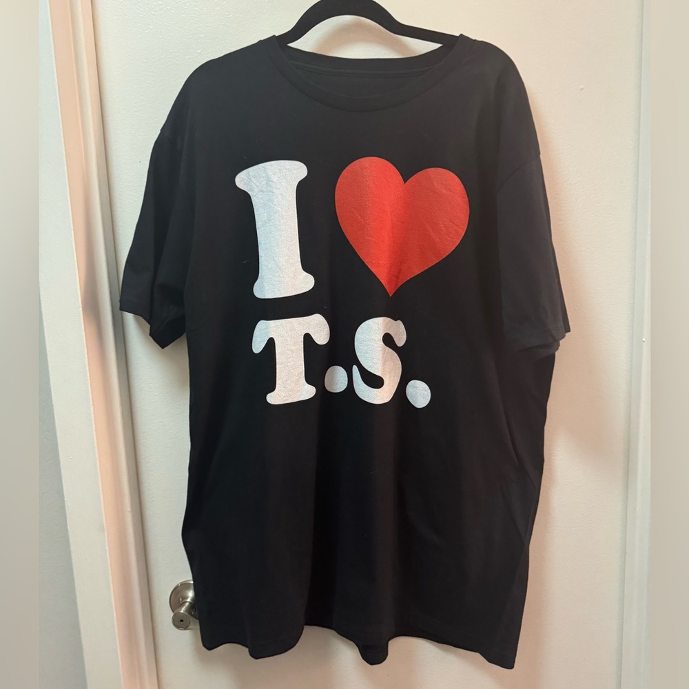 NWOT I <3 T.S. Shirt